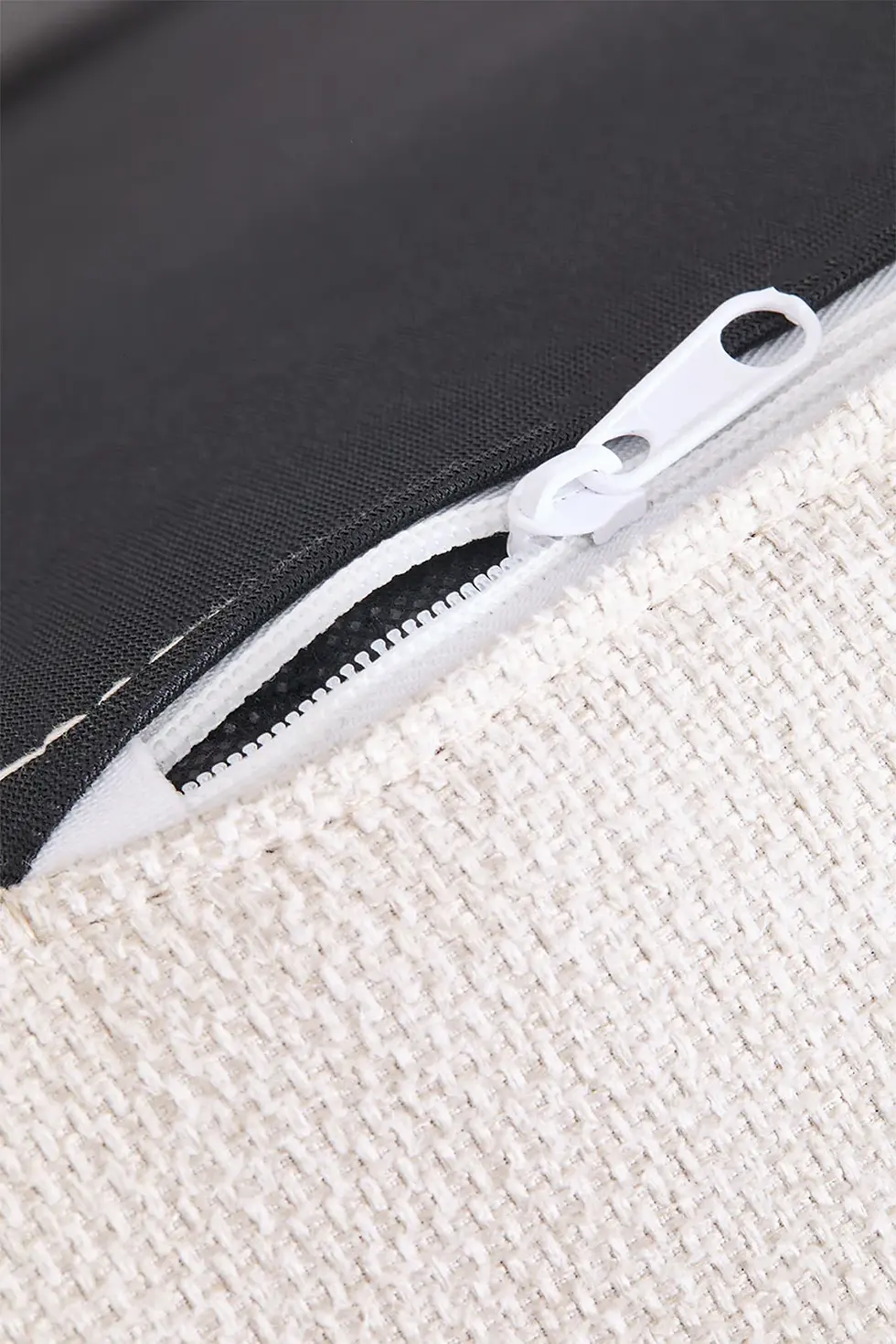Miniature : Canapé convertible 3 places Beige