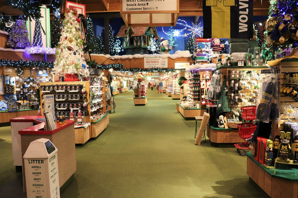 Bronner's CHRISTmas Wonderland