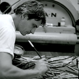 Charles Arnoldi painting sticks for a mono print at Experimental Printmaking 1982 Photo: ©1982 Richard Tullis