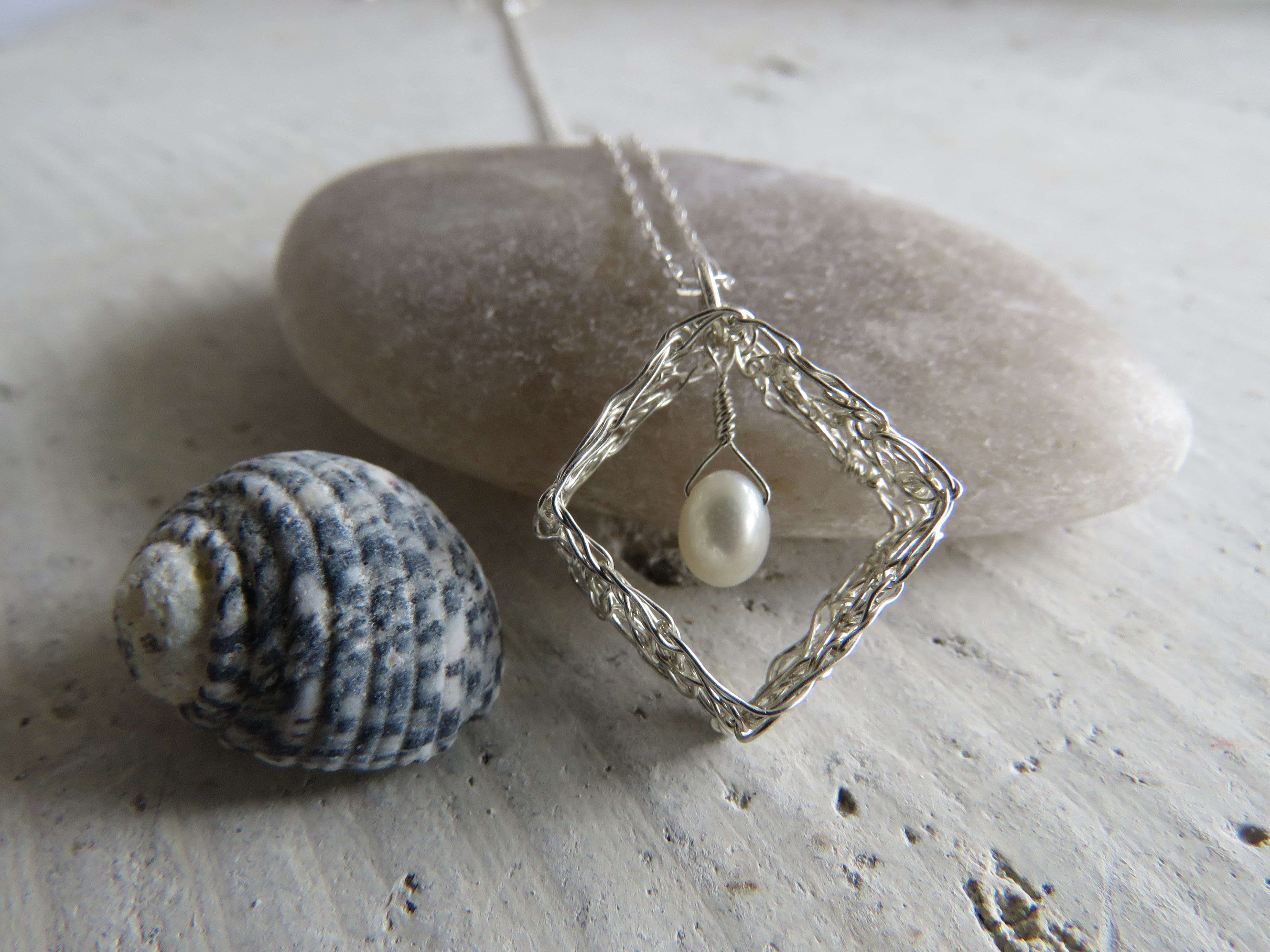 The Geometrix Series Necklaces