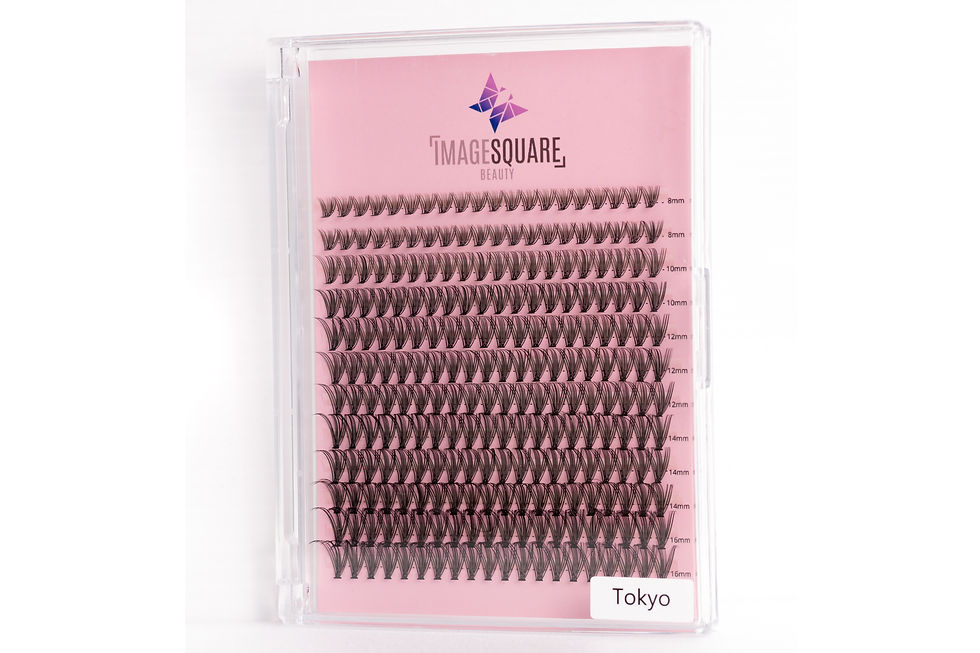 Thumbnail: Artificial eyelashes in clear case. Image Square, Tokyo.