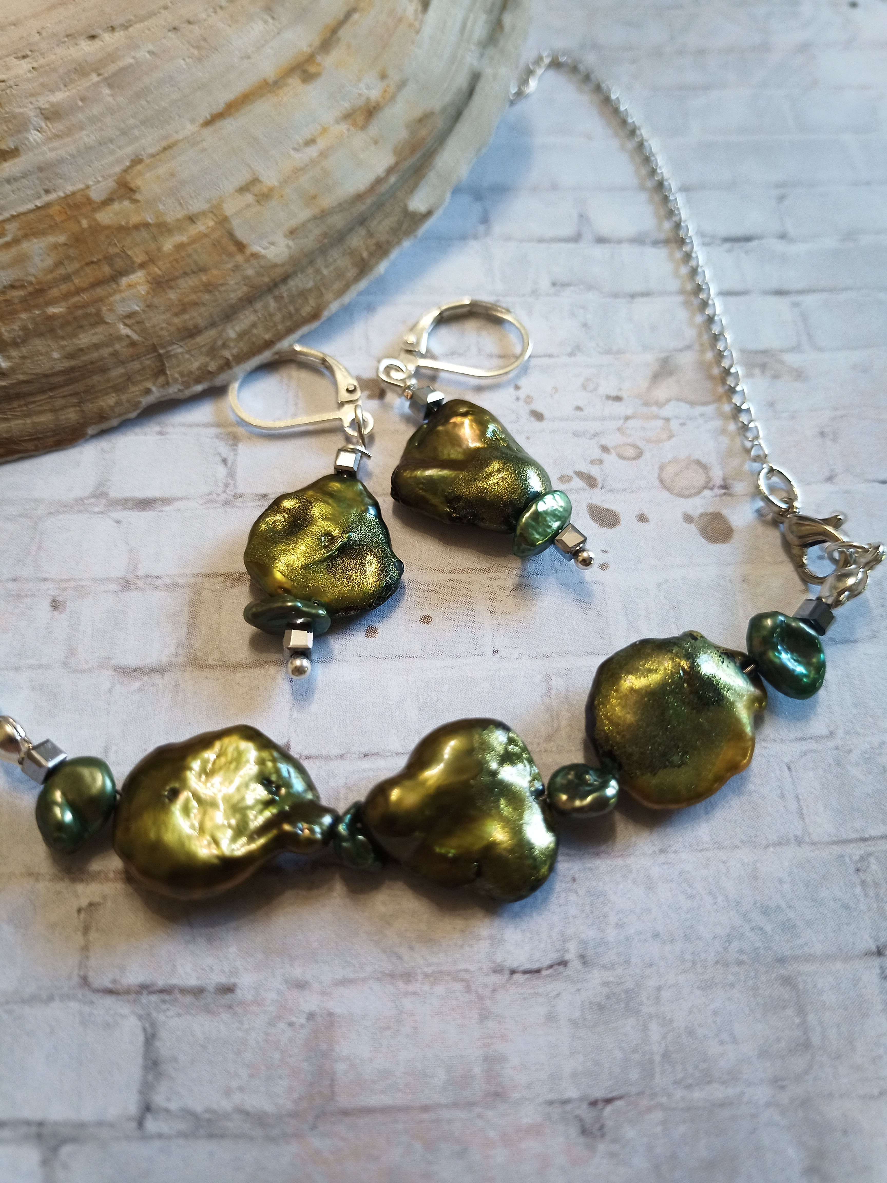 Keisi "Coin" Freshwater Pearls Necklace set