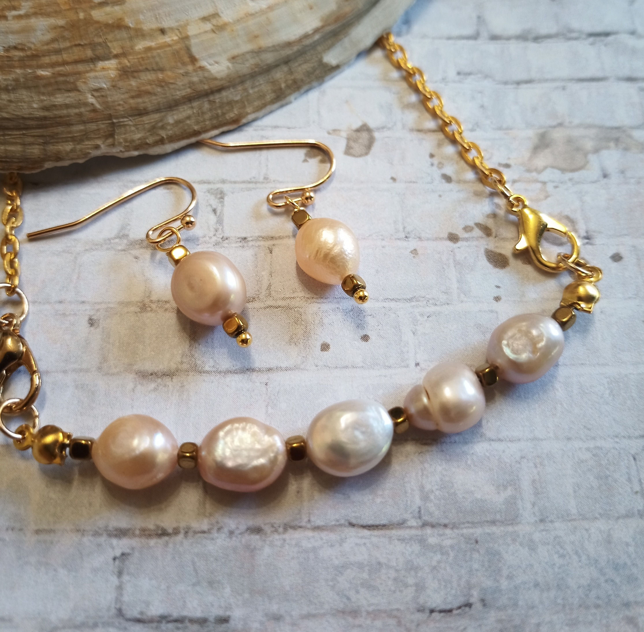 Natural Pink  Baroque Freshwater Pearls Necklace set