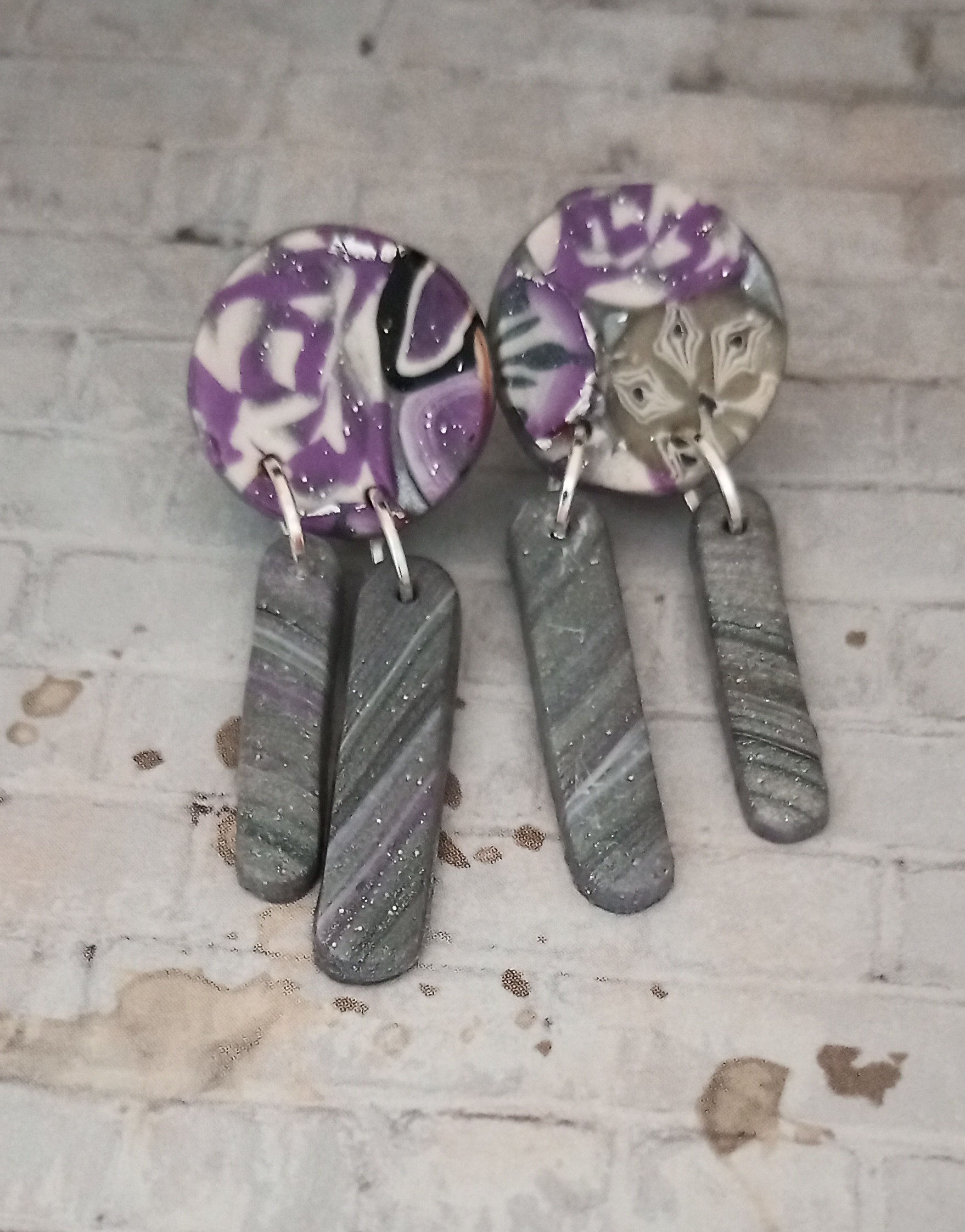 Metallic Mauve Ear Post