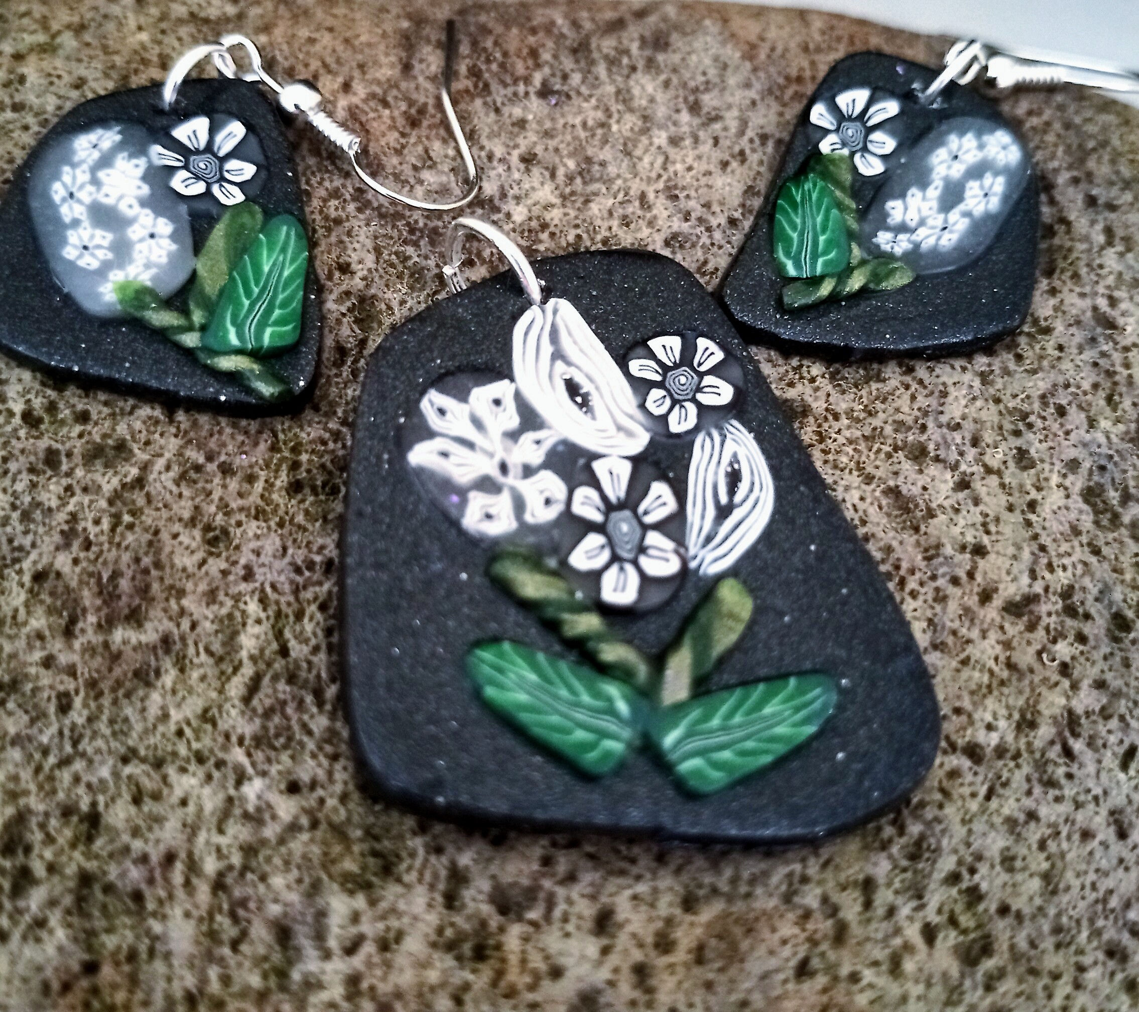 Let's Hope Winter Garden Necklace set
