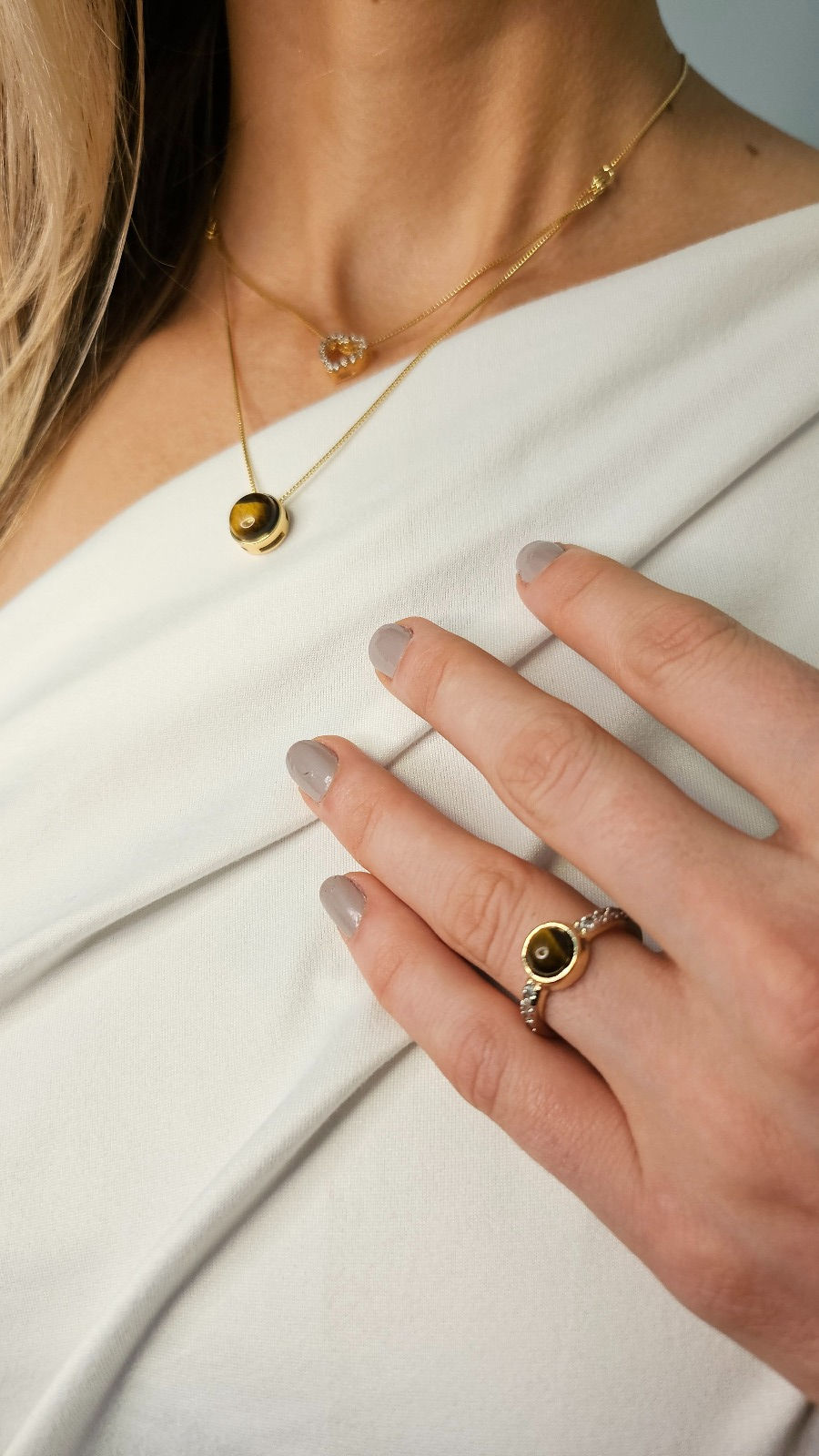 Miniatura: Anel Dourado com Zirconia Olho de Tigre