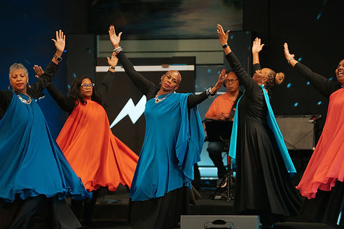 GLORIOUS PRAISE DANCE MINISTRY ONTARIO CALIFORNIA MT ZION CHURCH OF ONTARIO.jpg