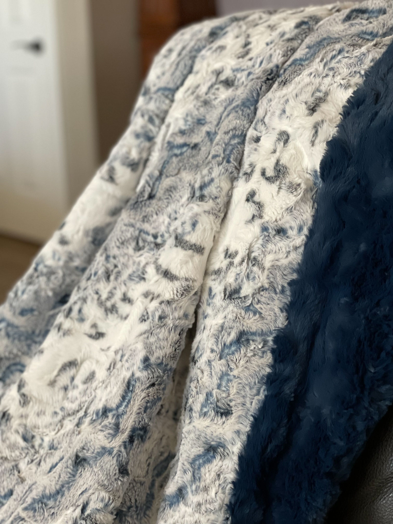 SNOWY OWL NAVY • GLACIER NAVY