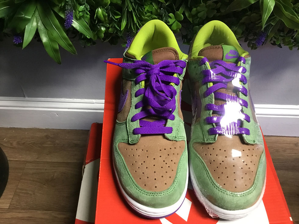 Thumbnail: Nike Dunk Low “Veneer” sz 10 Pre-Owned