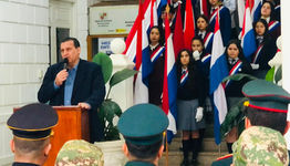 Rinden homenaje a Héroes de la Guerra: Familiares de excombatientes recordaron valor y sacrificio