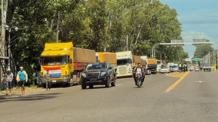 Camioneros reclaman ajuste de precios de transportadoras: Aguardan respuestas favorables para levantar medidas