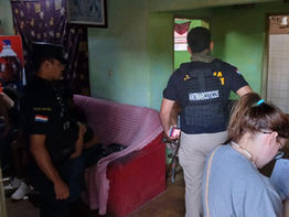 Cae joven con más de 600 dosis de crack: Policía antinarcóticos allanó una vivienda en Ybaroty