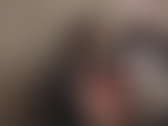 Solidaridad urgente para doña María: Acompaña a su esposo grave en el HRV (0985) 524 668