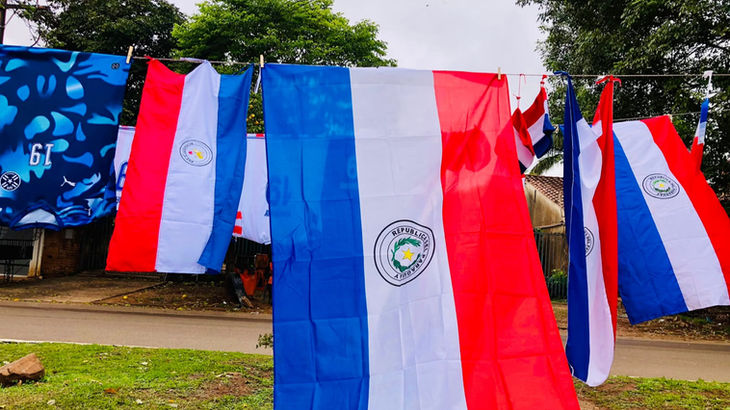 ¡Villarrica vibra con la Albirroja!: La ilusión por la selección se siente en cada rincón 