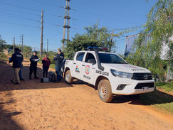 Ladrones huyeron de la policía en zona boscosa: Sospechosos de hurto fueron identificados por circuito cerrado