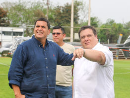 Robert Harrison visitó el Parque del Guairá: Para futuros encuentros deportivos en el estadio departamental