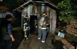 ENCARNACIÓN: Incendio estructural afecta vivienda en el barrio Pacú Cuá.
