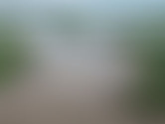 Basura se acumula en el río Paraguay tras liberarse aguas de un arroyo en Concepción