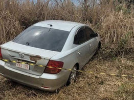 Recuperan auto hurtado en Caazapá: Vehículo fue abandonado en una compañía de San Juan Nepomuceno