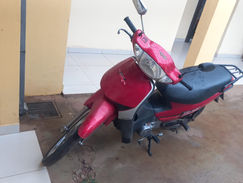 Recuperan motocicleta hurtada en pleno centro: Aprehendieron al presunto autor en la madrugada del sábado