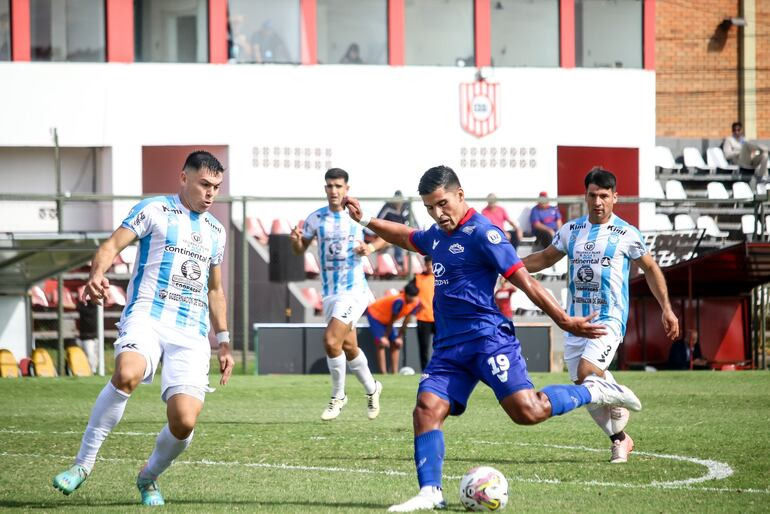 Guaireña Fc vs. Independiente FBC: Este sábado a las 10:00 en el Parque del Guairá