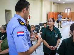 La violencia contra adultos mayores: Unos 35 adultos mayores participaron de charla informativa