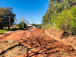 Obras de canalización y empedrado: La Gobernación lleva adelante mejoras en el barrio Ybytyruzú
