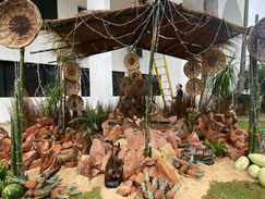 Ornamentación navideña en la Gobernación: Fachada iluminada y pesebre listo para las fiestas