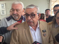 ENCARNACIÓN: El presidente del IPS visitó Encarnación y reconoció graves fallas en el servicio.