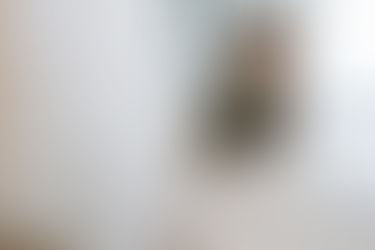 8 Practical Steps to Overcome Financial Struggles and a Build Resilience.