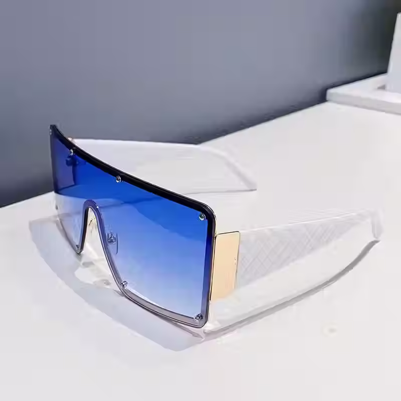 Thumbnail: Large Frame Giving