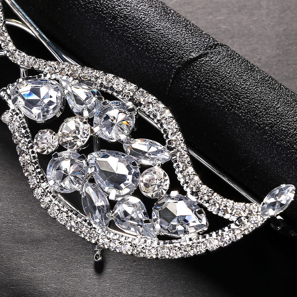 Thumbnail: Crystal Framed Rhinestone Sunglasses 