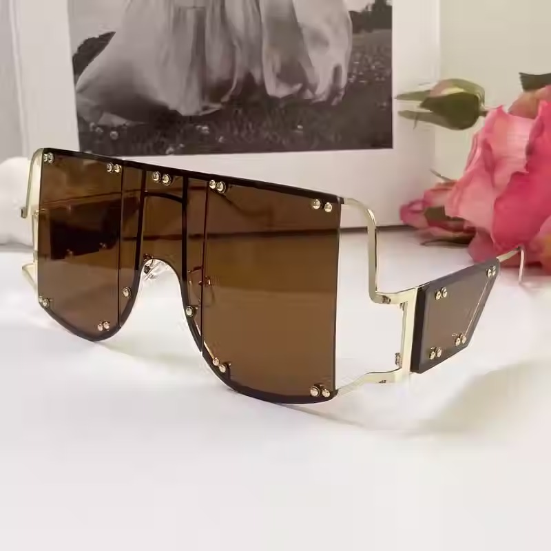 Thumbnail: Rivet Accents Box