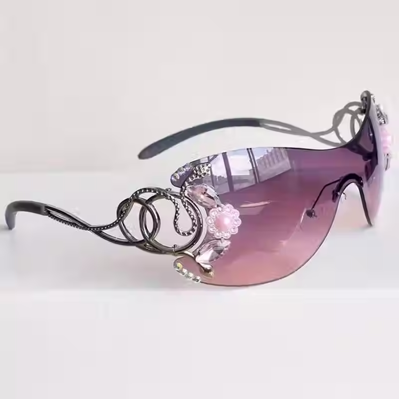 Thumbnail: Oversized Frameless Stunning