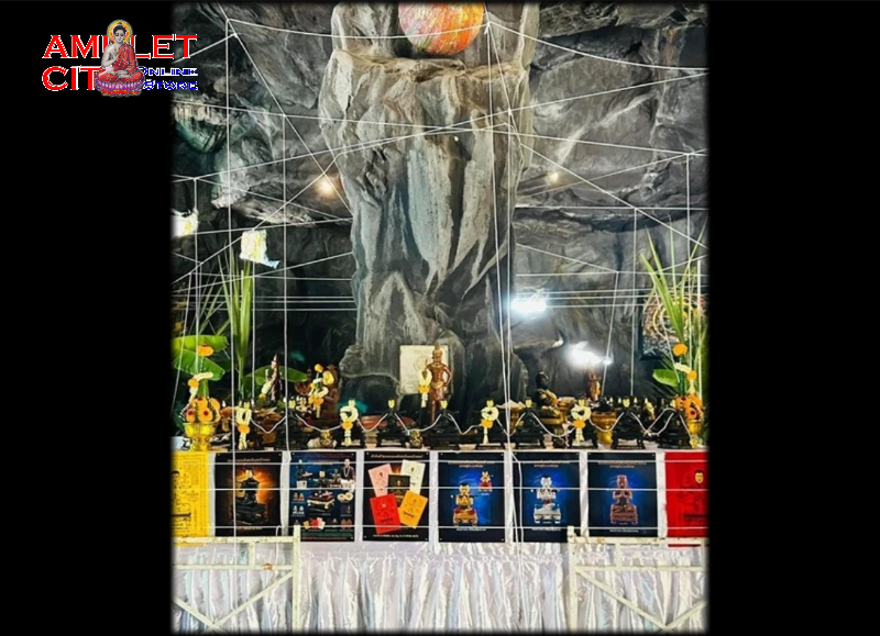Thumbnail: Khun Paen Na Na Thong (Golden Face) charm @ Kruba Subin Sumaythaso