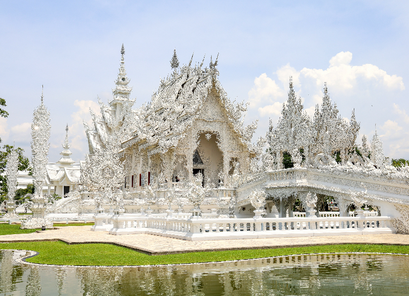 Thumbnail: Jatukham Ramathep @ Wat Rong Khun (White Temple)