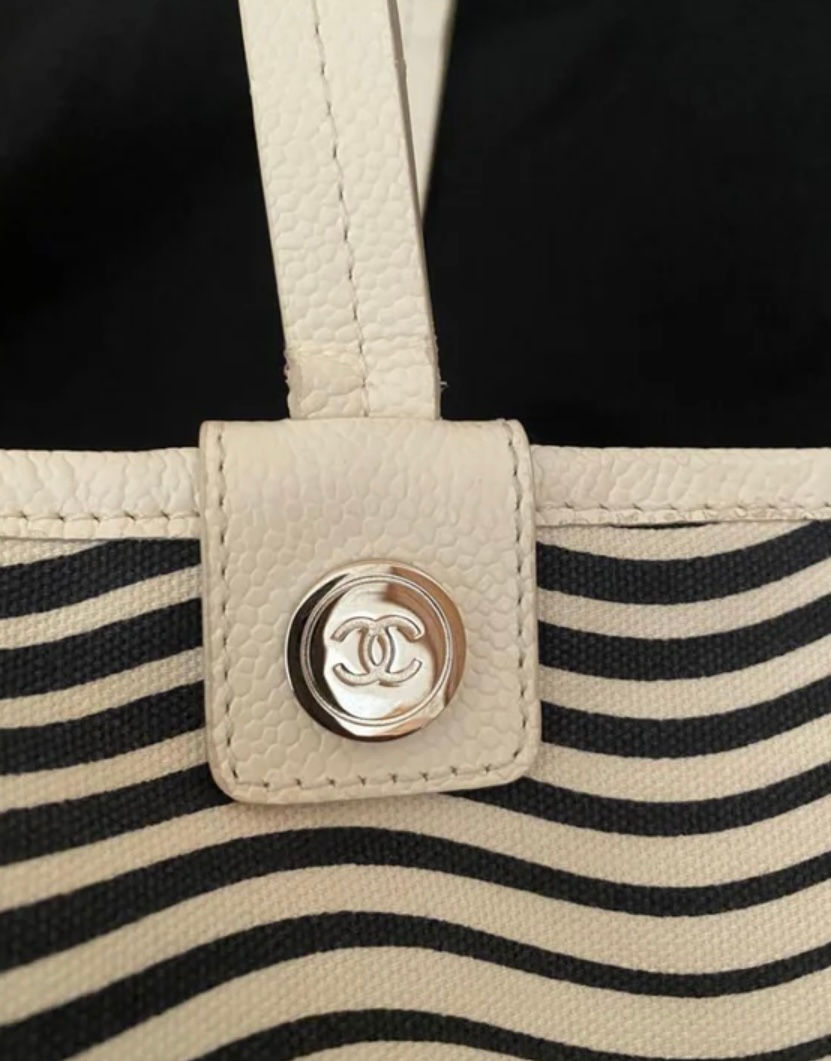 Thumbnail: Chanel Cruise Line Magic Tote Bag (box&cards)