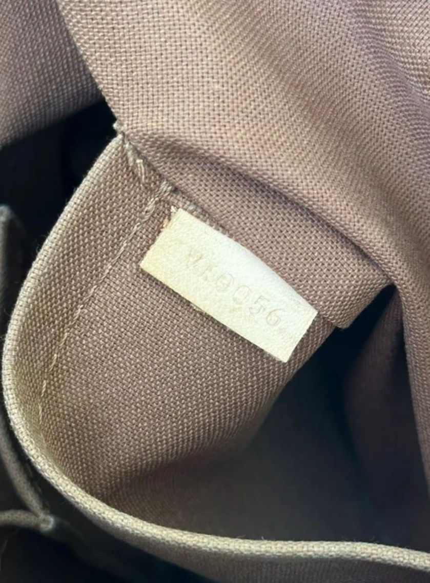 Thumbnail: Louise Vuitton bag 