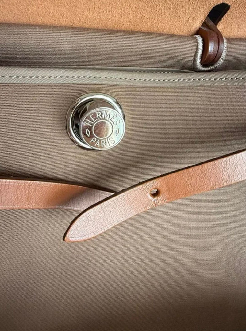 Thumbnail: Hermès herbag 31 (box &dustbag)