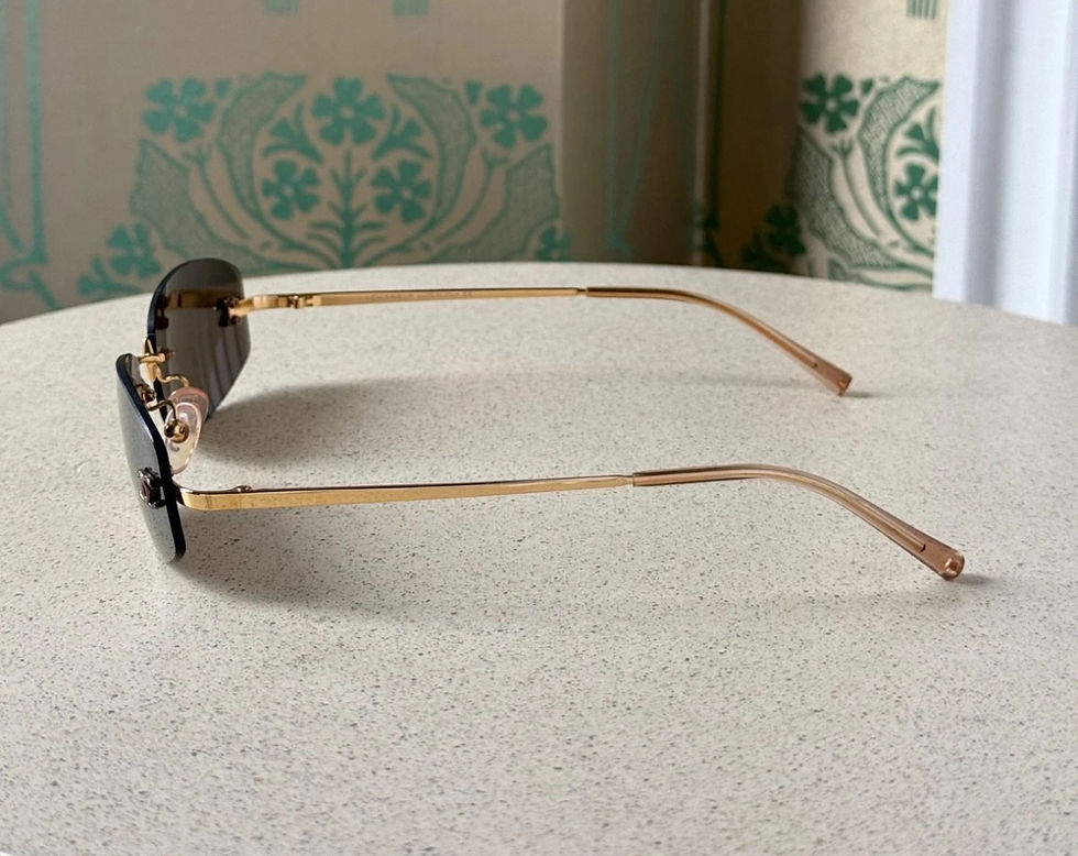 Thumbnail: Rare Chanel sunglasses تسليم فوري 