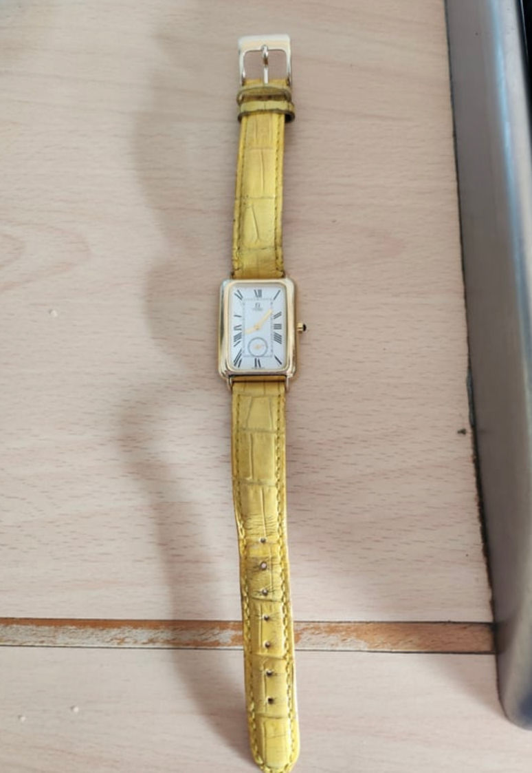 Thumbnail: Rare fendi watch 