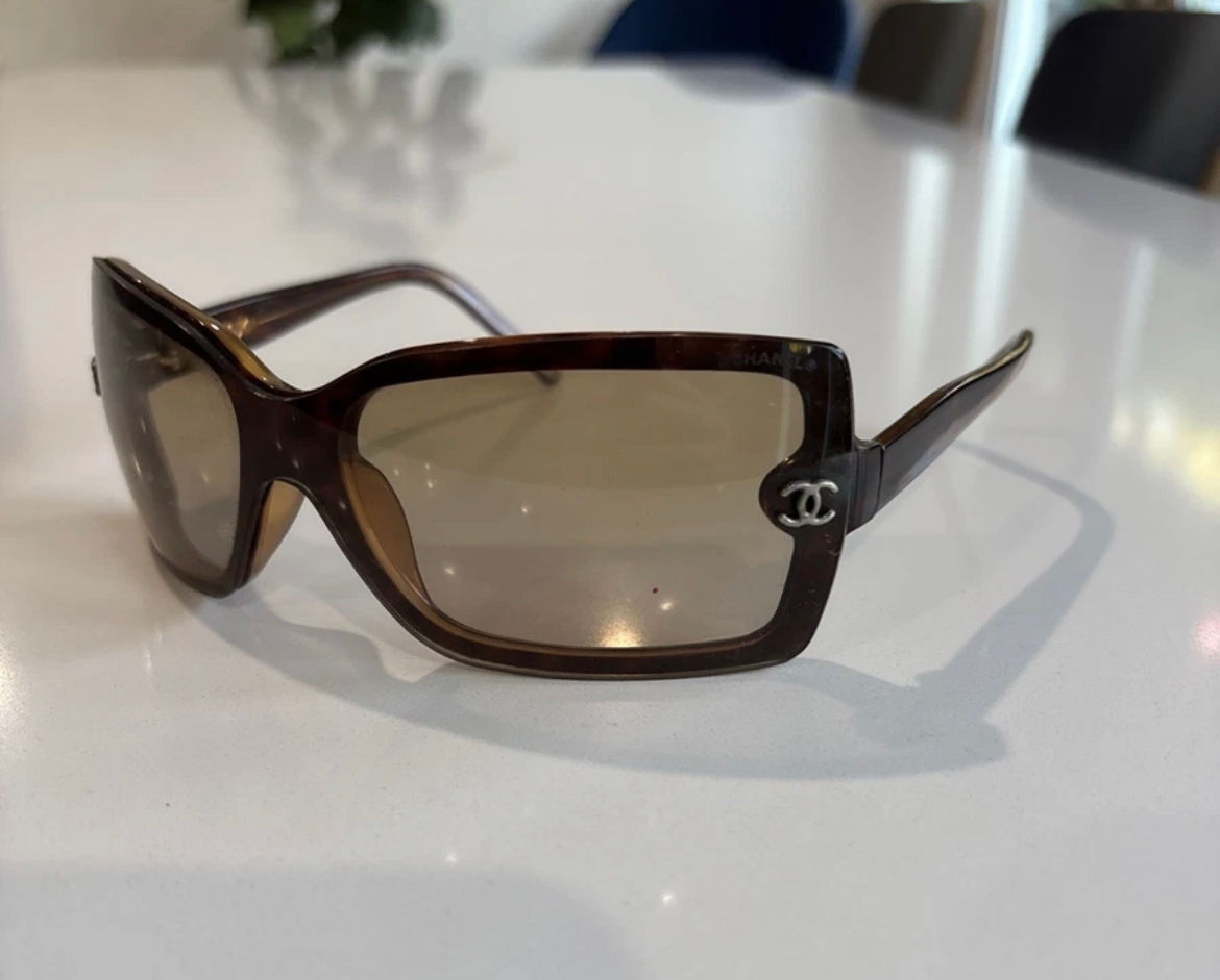 Rare chanel sunglasses 