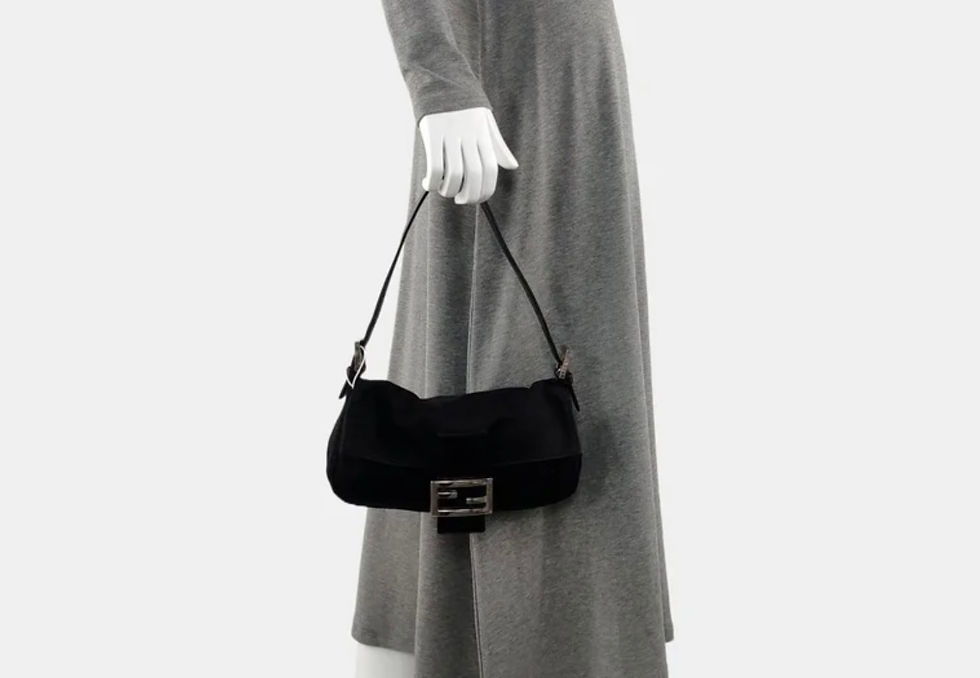 Thumbnail: Fendi baguette 