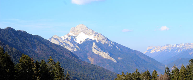 A view of the mountains around Grenoble