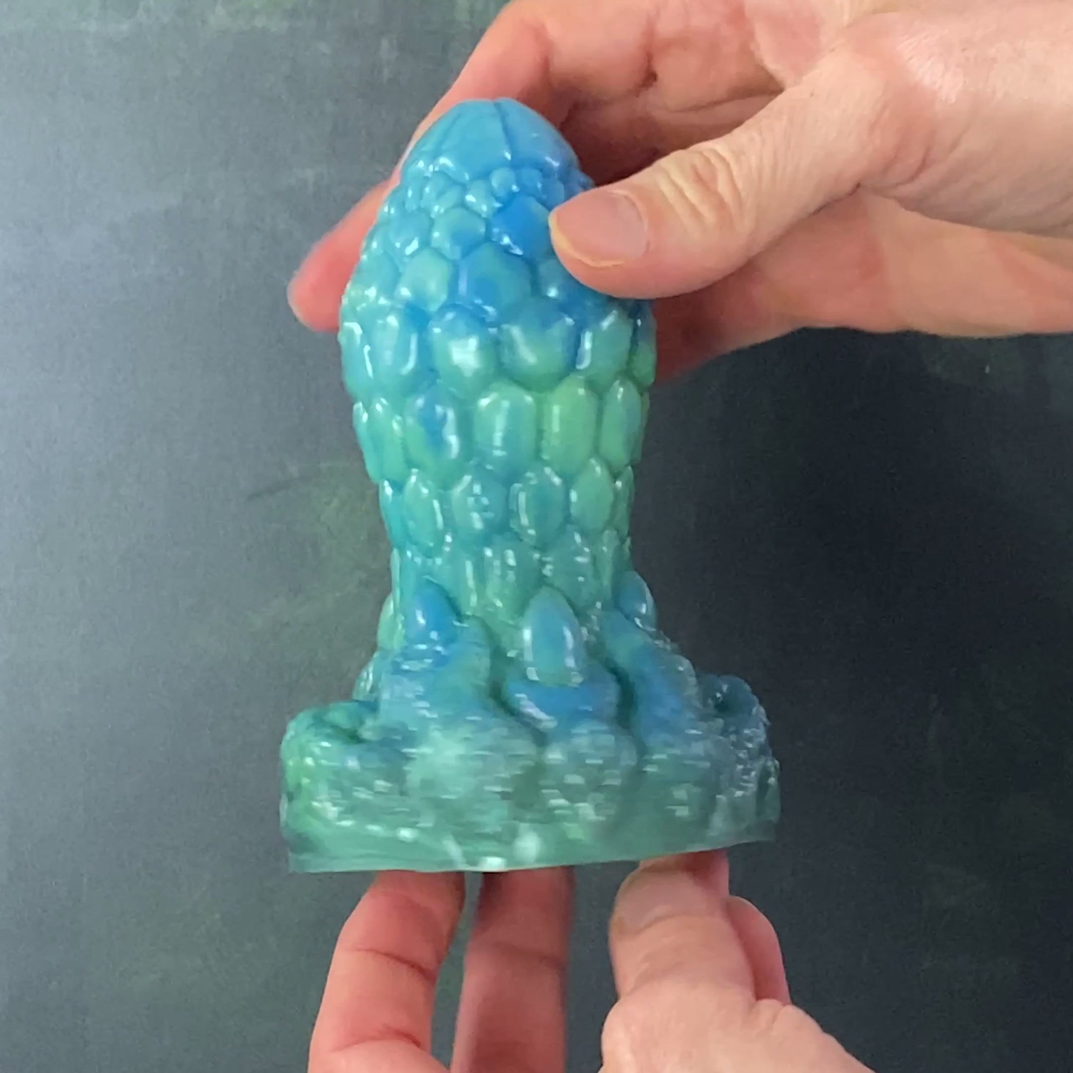 Medium-hardness Mammoth Fantasy Dragoness Eggs