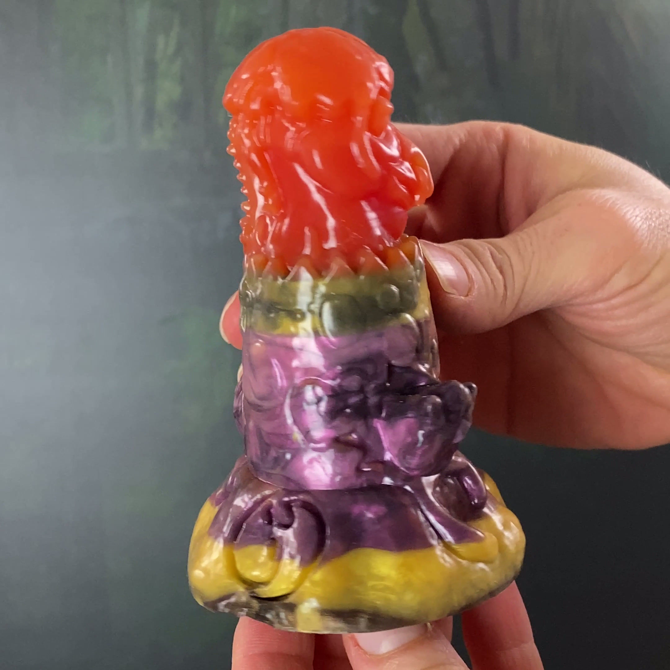 Flop: Discontinued: Fantasy stress balls: Hatching dinosaur