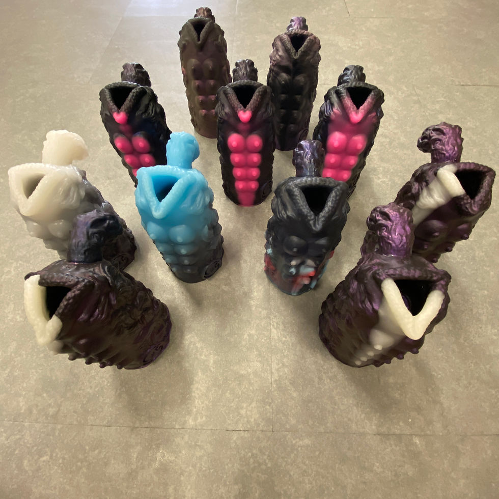 Thumbnail: FLOP - Werewolfess masturbator