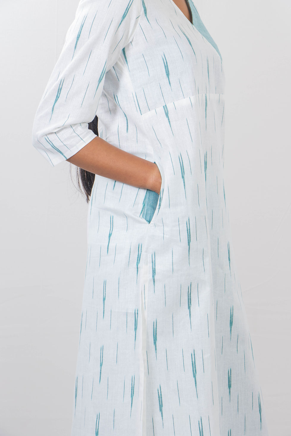 Thumbnail: White Delight Ikat Kurta Set Side