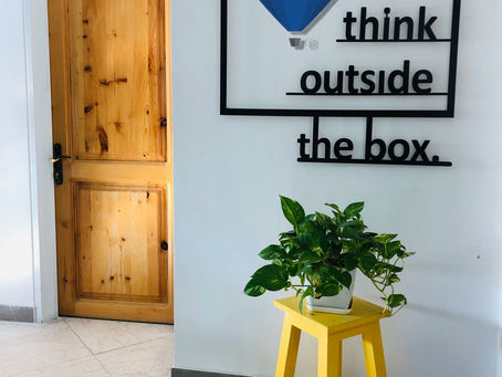 コマーシャル。