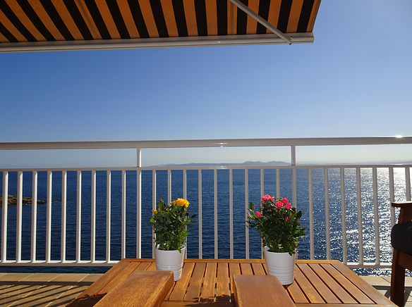 Terraza con vistas al mar